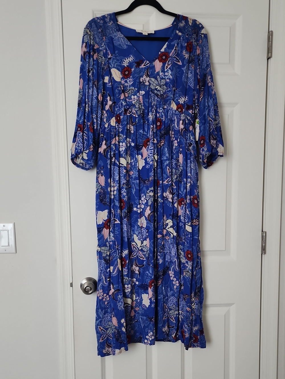 Nurture by Westbound Petites Royal Blue Floral Midi Dress with V-Neck
